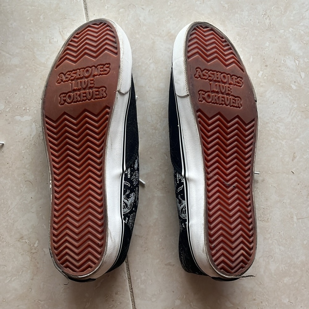 Shoes - Picture 2 of 2